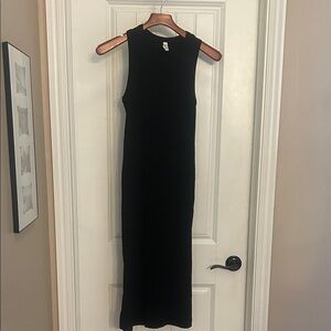 Pact Black Midi Dress Small